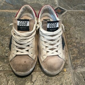 GOLDEN GOOSE SIZE 37
